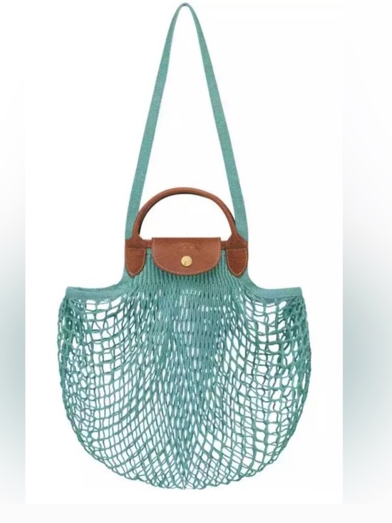 Longchamp Handbags - Longchamp filt medium bag